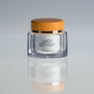 Lady Esther Vitamin A summer cream SPF8, 2 in 1 product www.menandwomenscare.nl